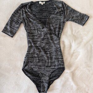 3/$30 Wilfred Free aritzia body suit top